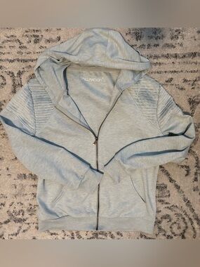 Men's Light Gray Zip-Up Hoodie Sweater